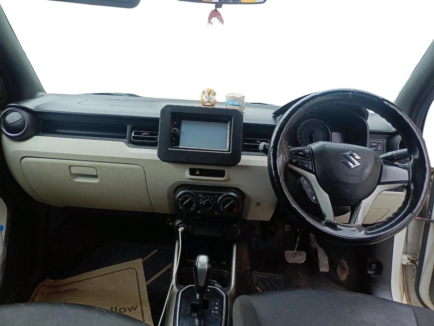 2018 Maruti IGNIS ZETA 1.2 AMT, CNG, Automatic, 1,05,927 km, interior