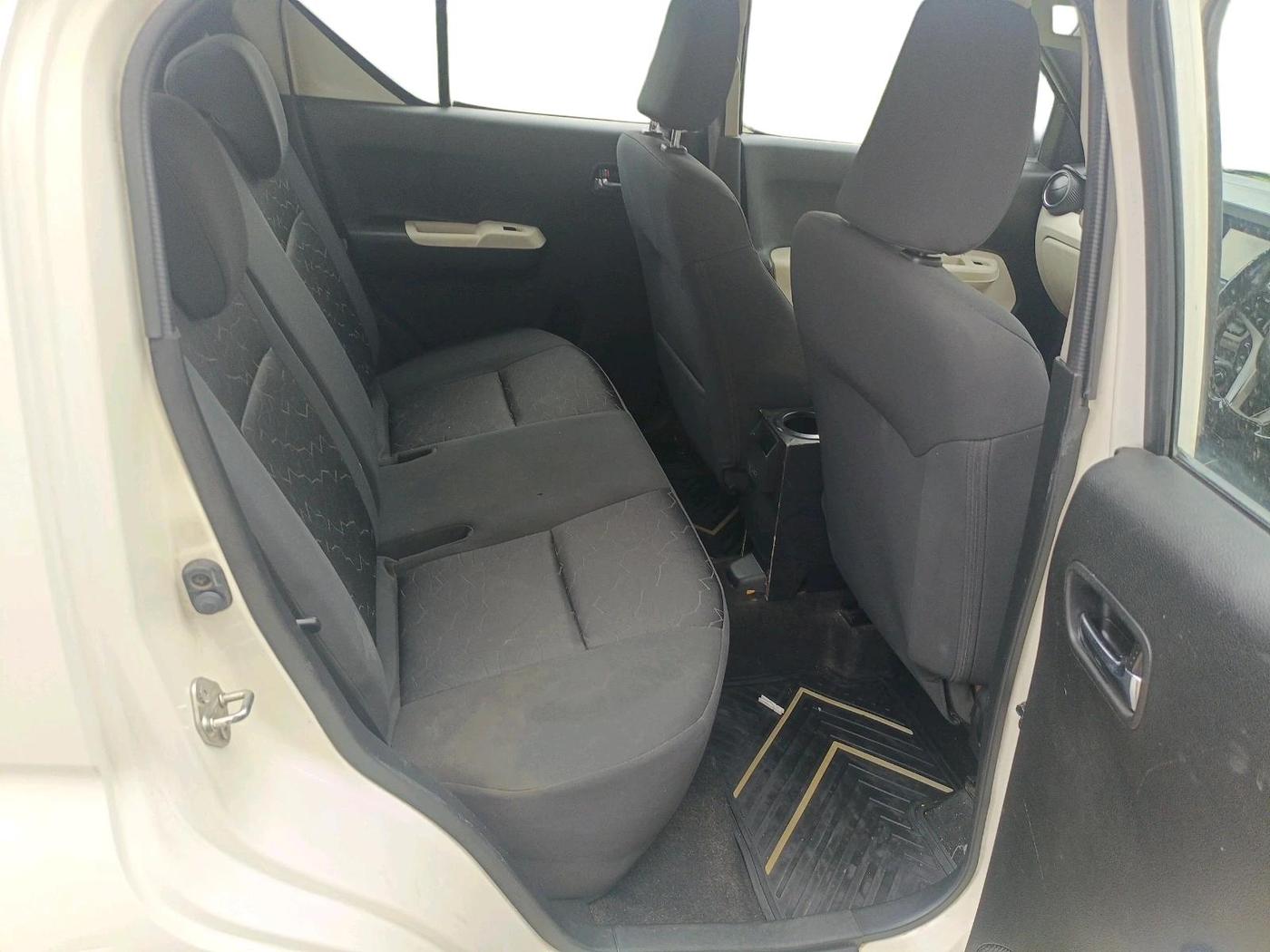 2018 Maruti IGNIS ZETA 1.2 AMT, CNG, Automatic, 1,05,927 km, interior