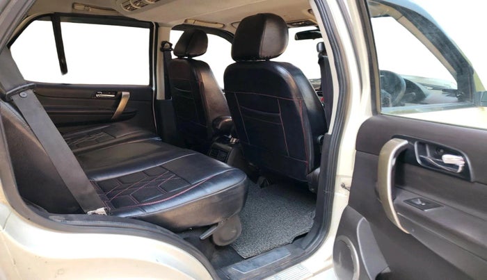 2015 Tata Safari Storme 2.2 EX 4X2, Diesel, Manual, 78,324 km, interior