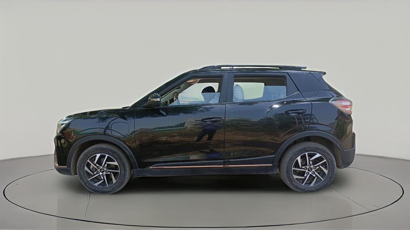 2025 Mahindra XUV400 EL 7.2 KW, Electric, Automatic, 47,255 km, exterior