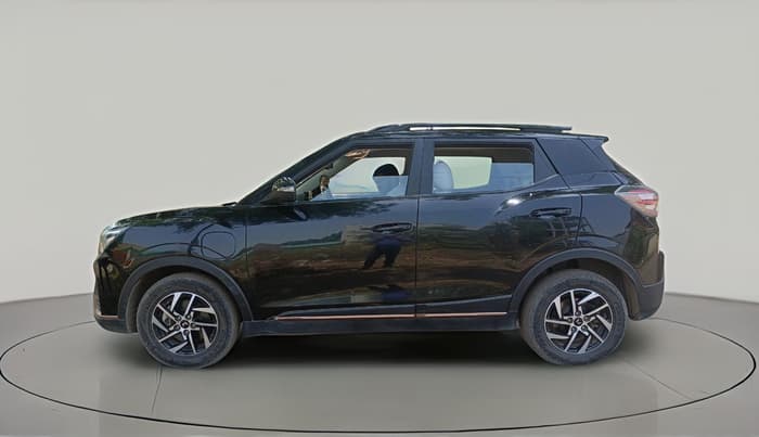 2025 Mahindra XUV400 EL 7.2 KW, Electric, Automatic, 47,255 km, exterior