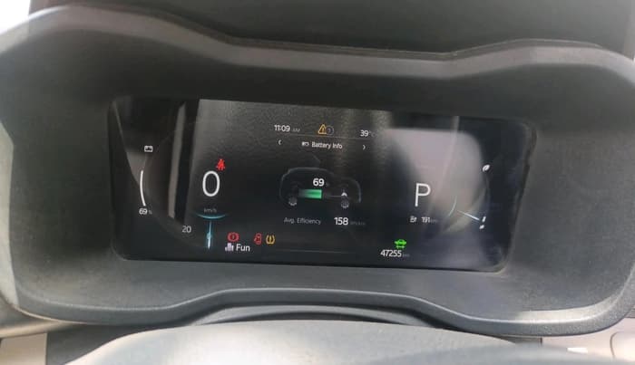 2025 Mahindra XUV400 EL 7.2 KW, Electric, Automatic, 47,255 km, interior