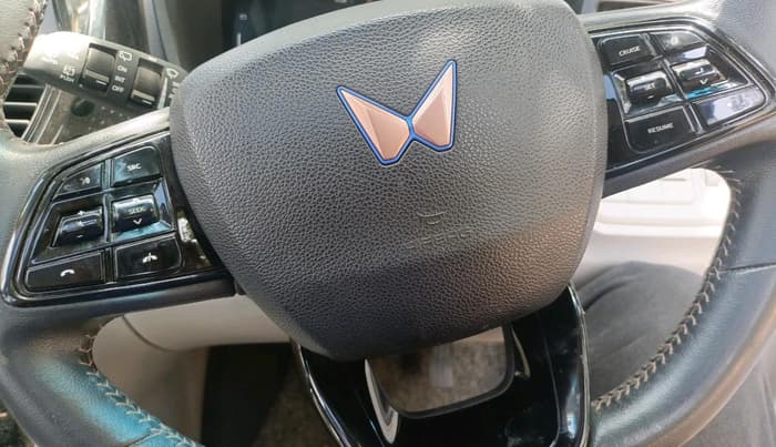 2025 Mahindra XUV400 EL 7.2 KW, Electric, Automatic, 47,255 km, interior