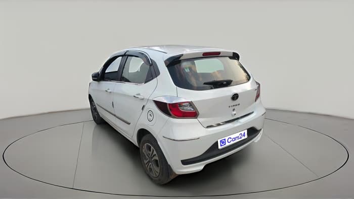 2024 Tata Tiago  XZA Plus CNG, CNG, Automatic, 9,008 km, exterior