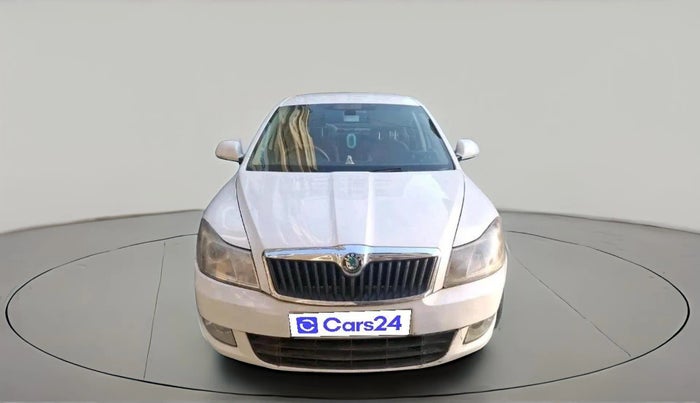 2011 Skoda Laura AMBIENTE 2.0 TDI CR MT, Diesel, Manual, 1,66,054 km, exterior