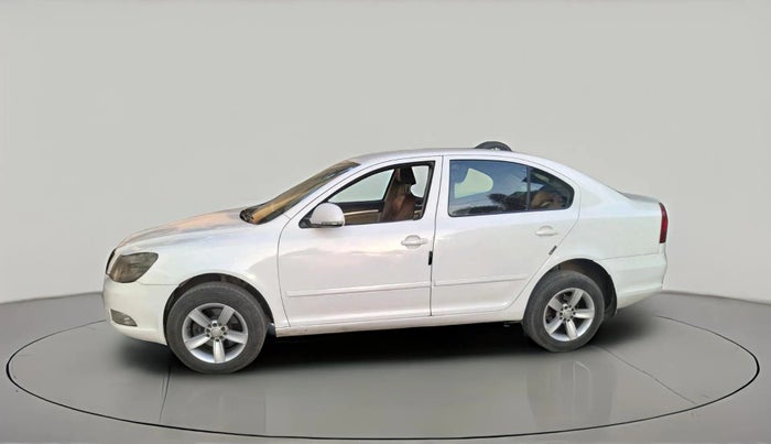 2011 Skoda Laura AMBIENTE 2.0 TDI CR MT, Diesel, Manual, 1,66,054 km, exterior