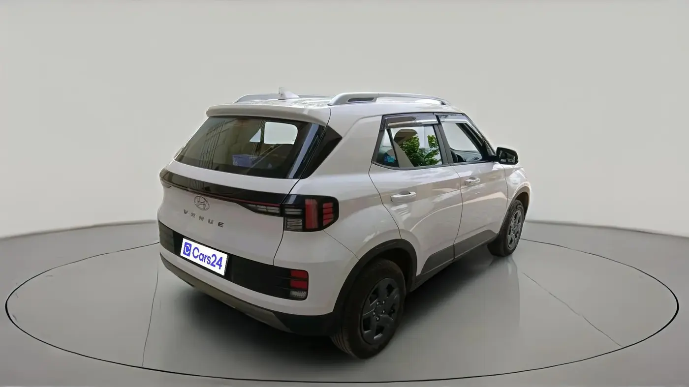 2024 Hyundai VENUE S (O) Plus 1.2 Petrol , Petrol, Manual, 10,373 km, exterior