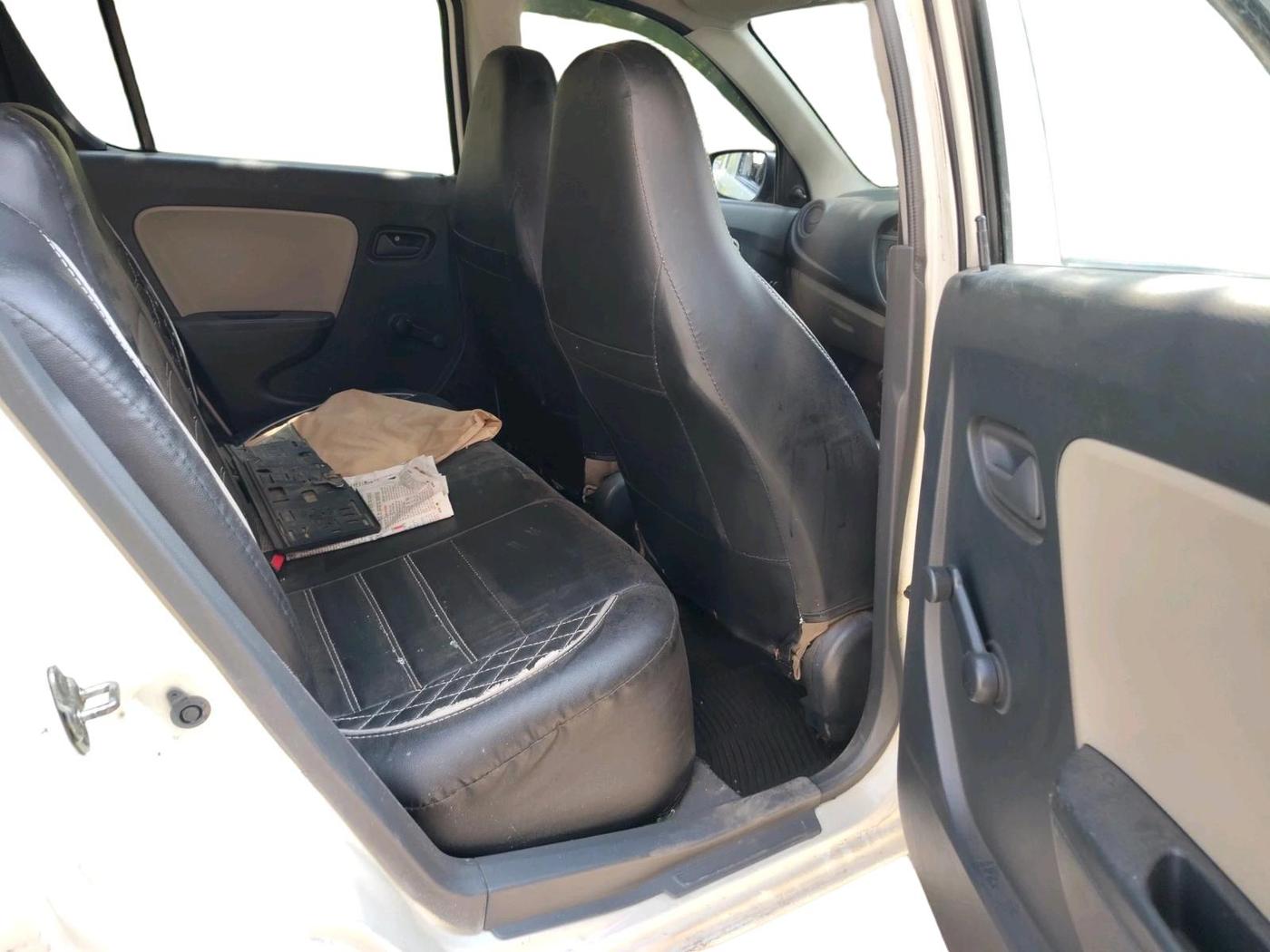 2015 Maruti Alto K10 LXI, CNG, Manual, 1,88,870 km, interior