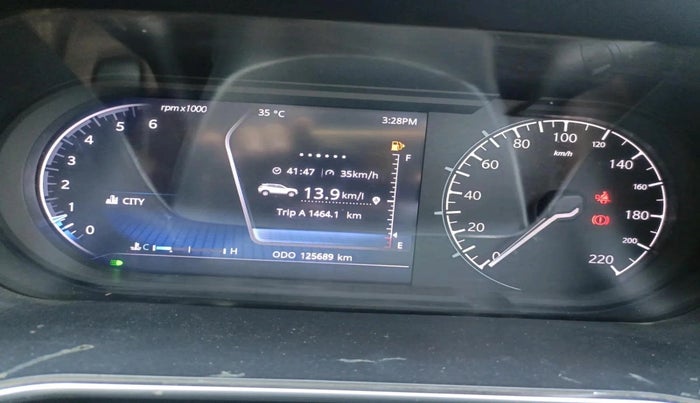 2019 Tata Harrier XZ 2.0L, Diesel, Manual, 1,25,689 km, interior