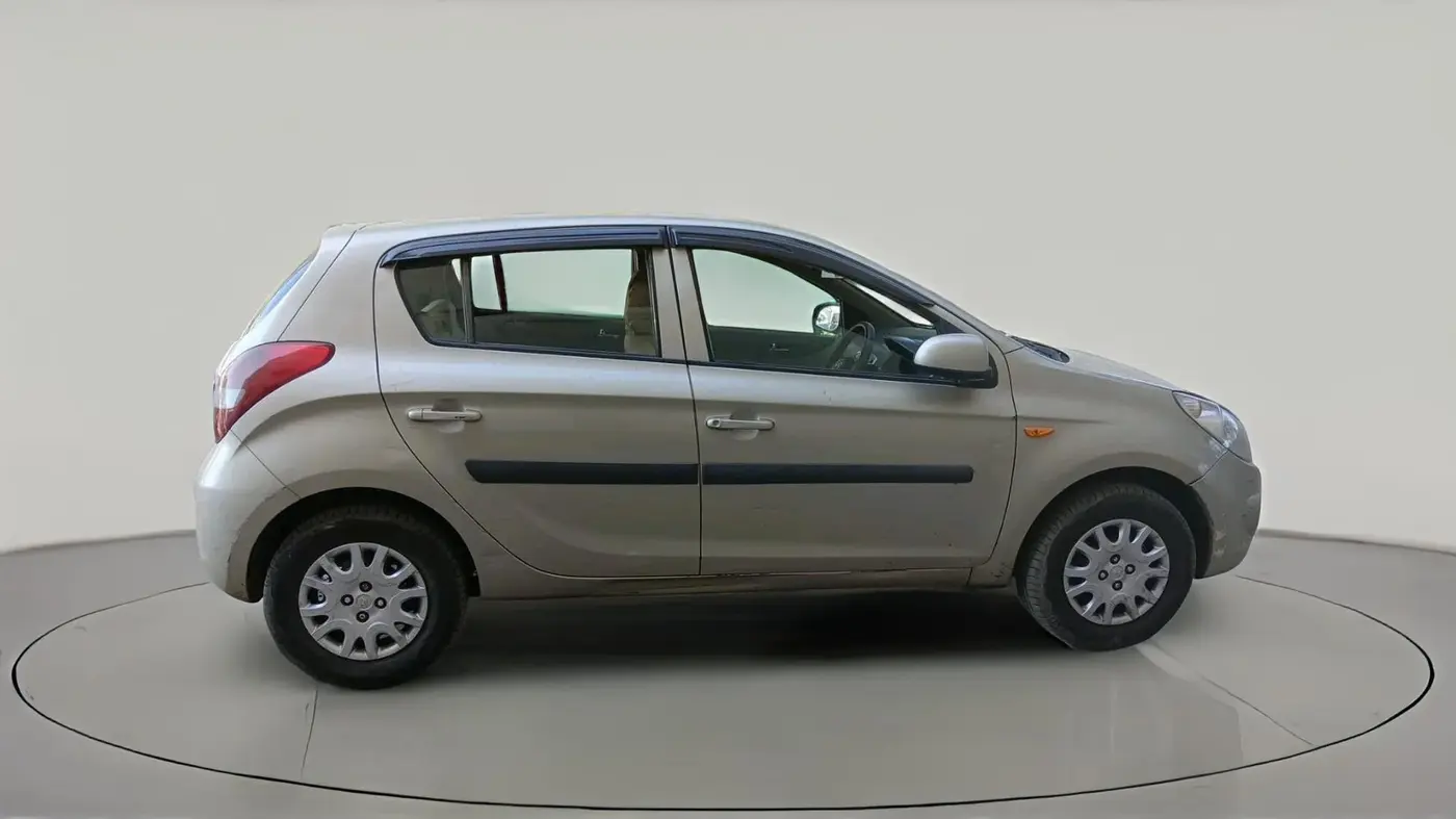 2010 Hyundai i20 MAGNA (O) 1.2, Petrol, Manual, 1,30,150 km, exterior
