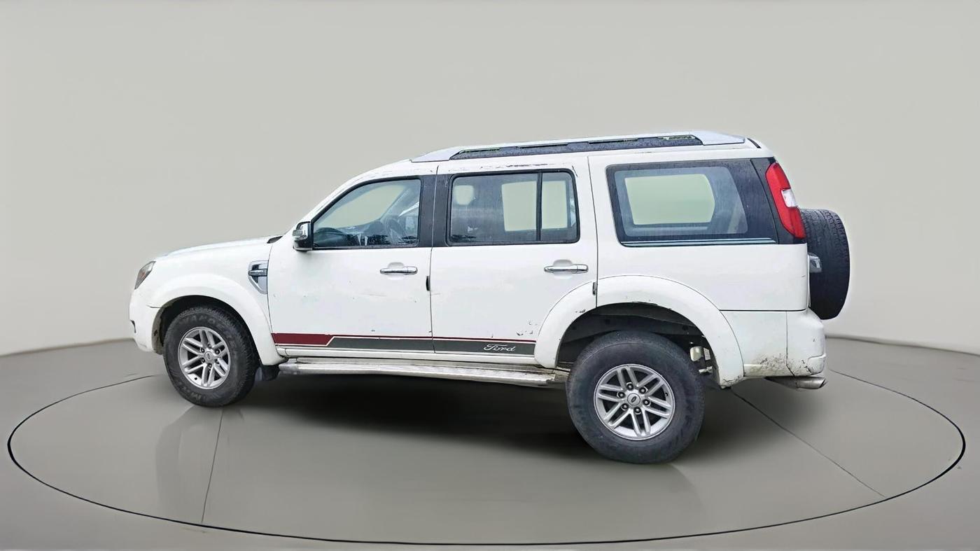 2010 Ford Endeavour 2.5L 4X2 MT, Diesel, Manual, 1,56,346 km, exterior