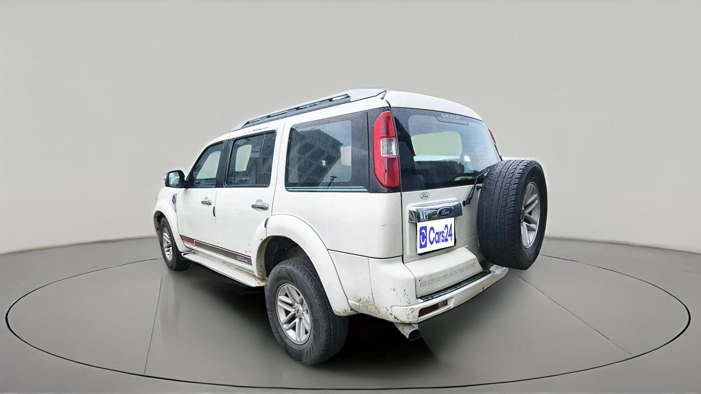 2010 Ford Endeavour 2.5L 4X2 MT, Diesel, Manual, 1,56,346 km, exterior