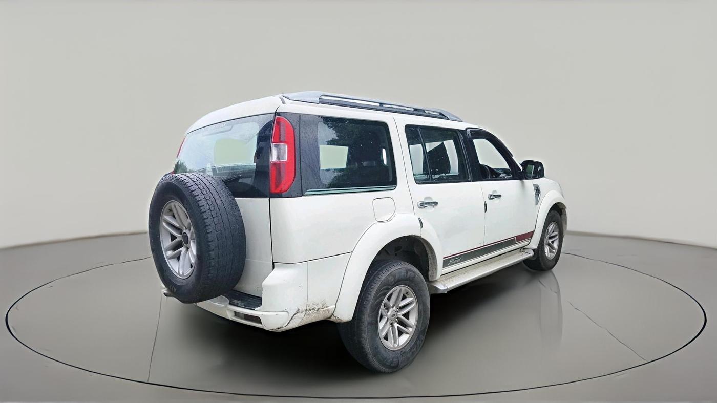 2010 Ford Endeavour 2.5L 4X2 MT, Diesel, Manual, 1,56,346 km, exterior