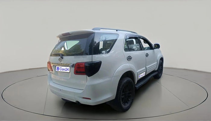 2014 Toyota Fortuner 3.0 4X2 MT, Diesel, Manual, 1,00,667 km, exterior