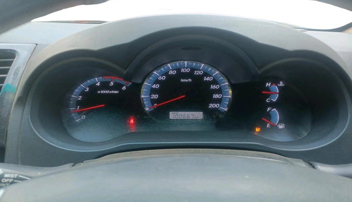 2014 Toyota Fortuner 3.0 4X2 MT, Diesel, Manual, 1,00,667 km, interior