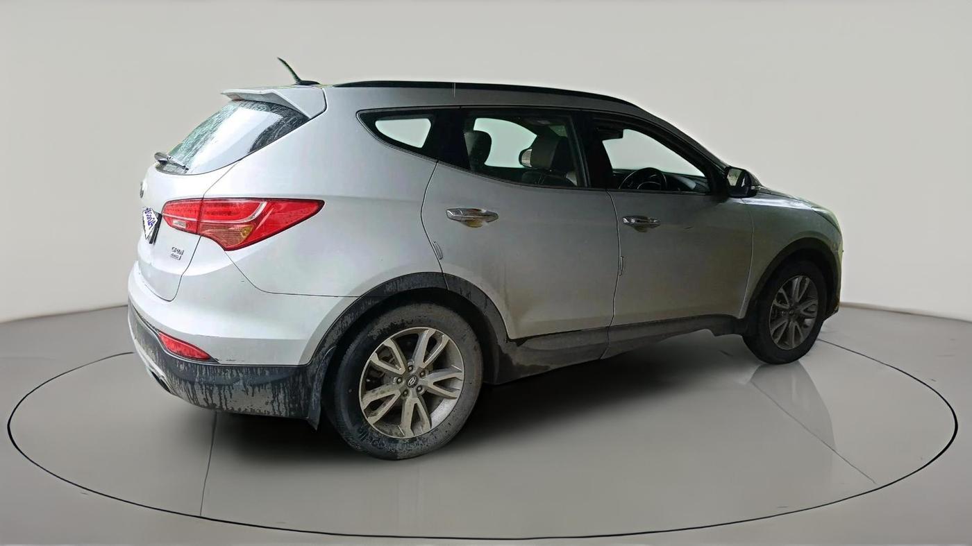2015 Hyundai Santa Fe 4 WD AT, Diesel, Automatic, 1,39,346 km, exterior