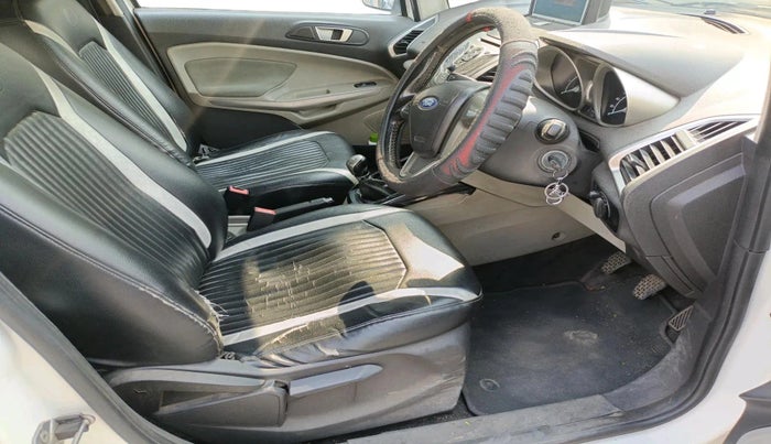 2014 Ford Ecosport TITANIUM 1.5L DIESEL, Diesel, Manual, 1,53,246 km, interior