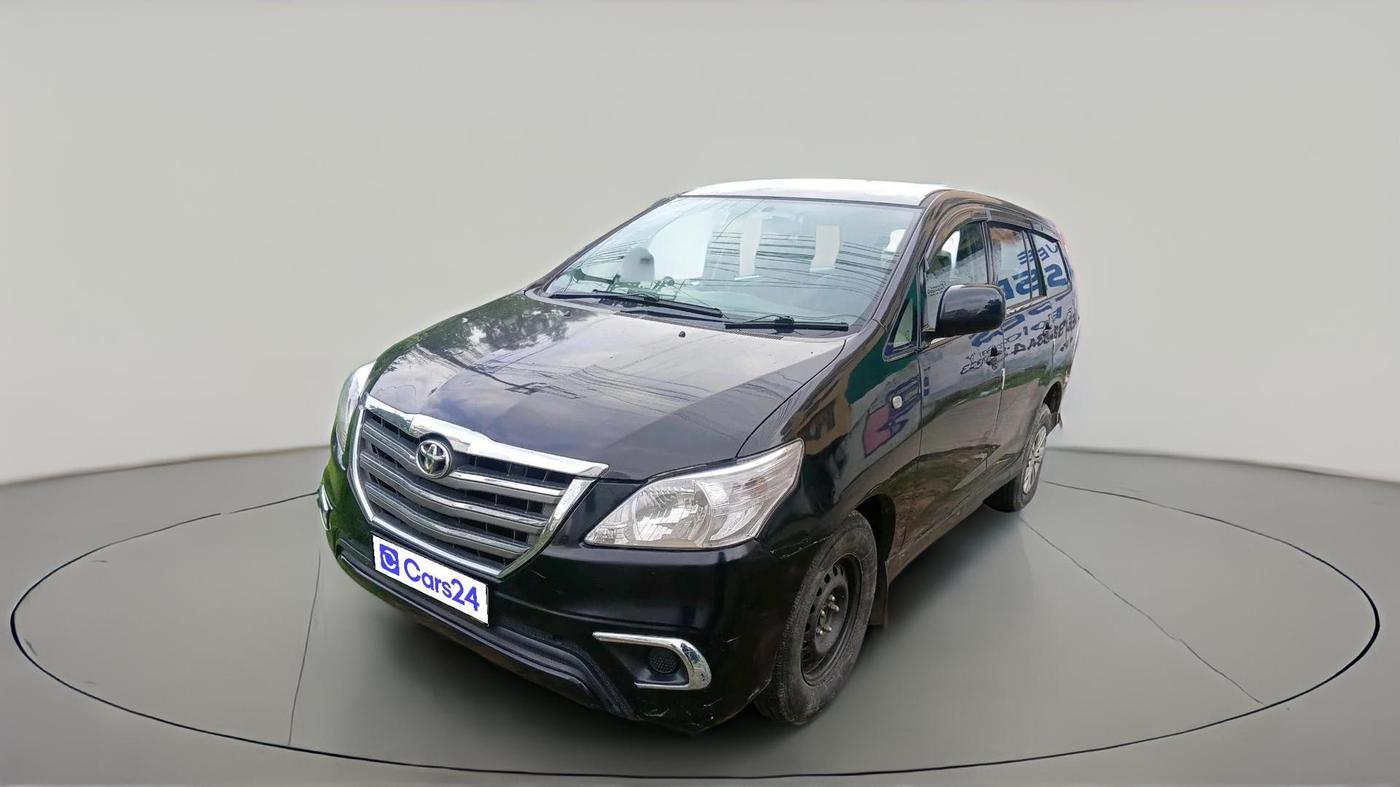 2012 Toyota Innova GX 2.5 7 STR, Diesel, Manual, 1,13,278 km, exterior