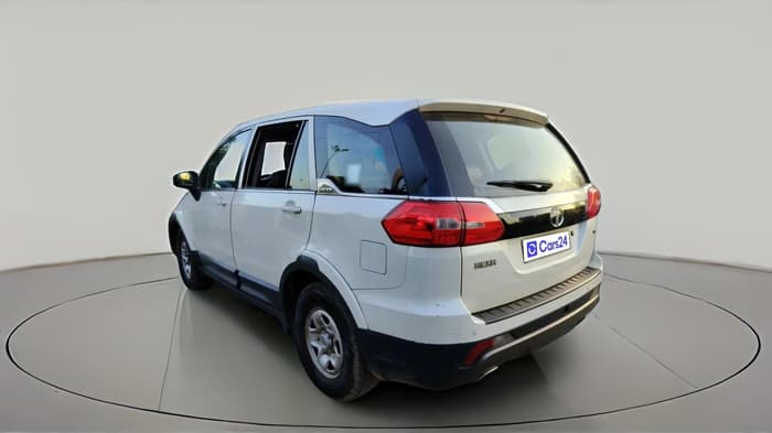 2017 Tata Hexa XM 4X2 7 STR, Diesel, Manual, 1,63,432 km, exterior