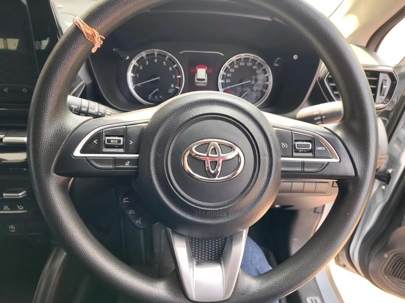 2022 Toyota URBAN CRUISER HYRYDER G NEO DRIVE, Petrol, Manual, 33,239 km, interior