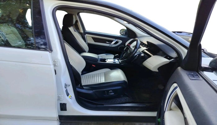 2021 Landrover DISCOVERY SPORT SE R-DYNAMIC 2.0 DIESEL, Diesel, Automatic, 1,06,077 km, interior