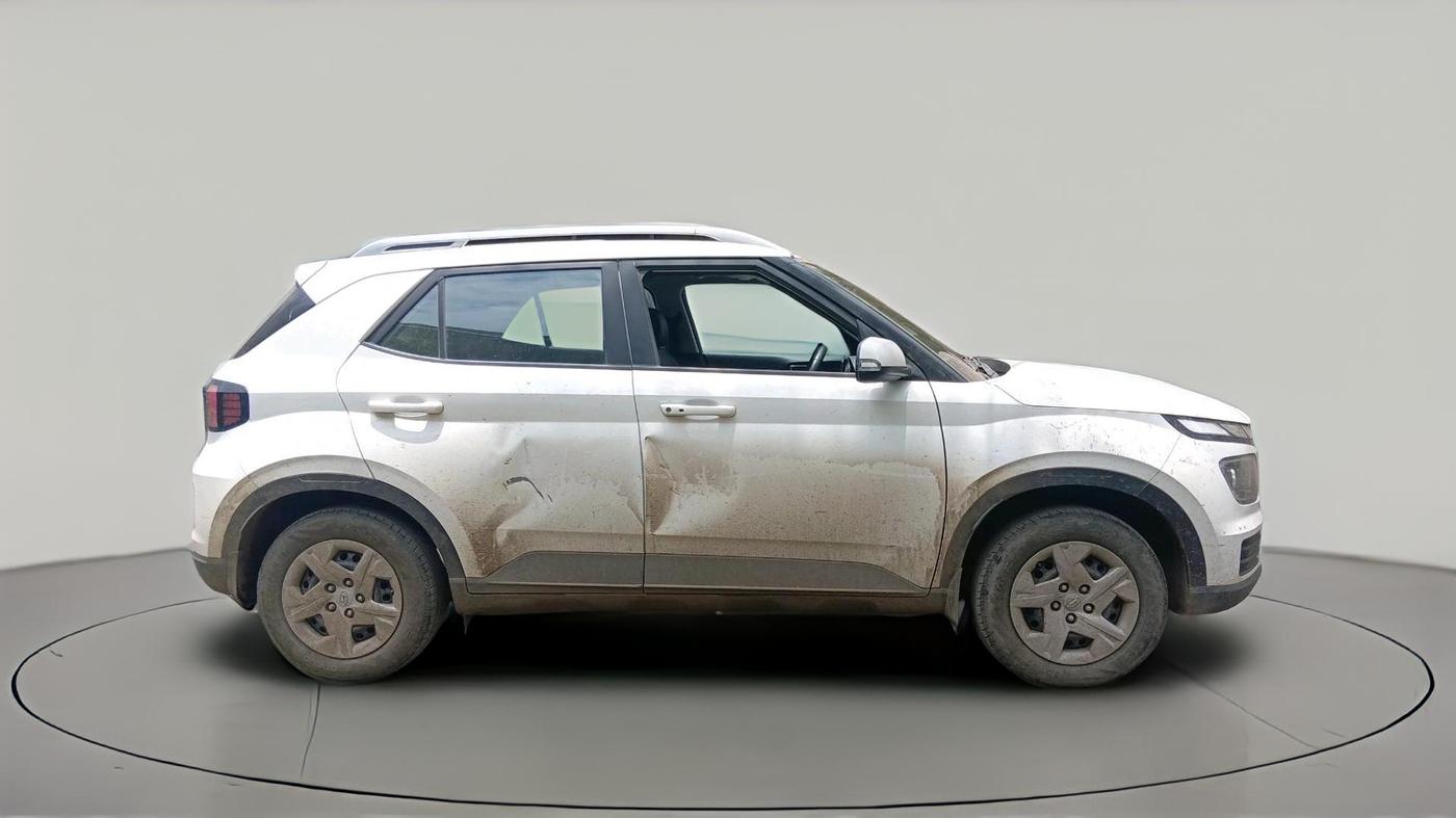 2022 Hyundai VENUE SX 1.2 PETROL, CNG, Manual, 30,466 km, exterior