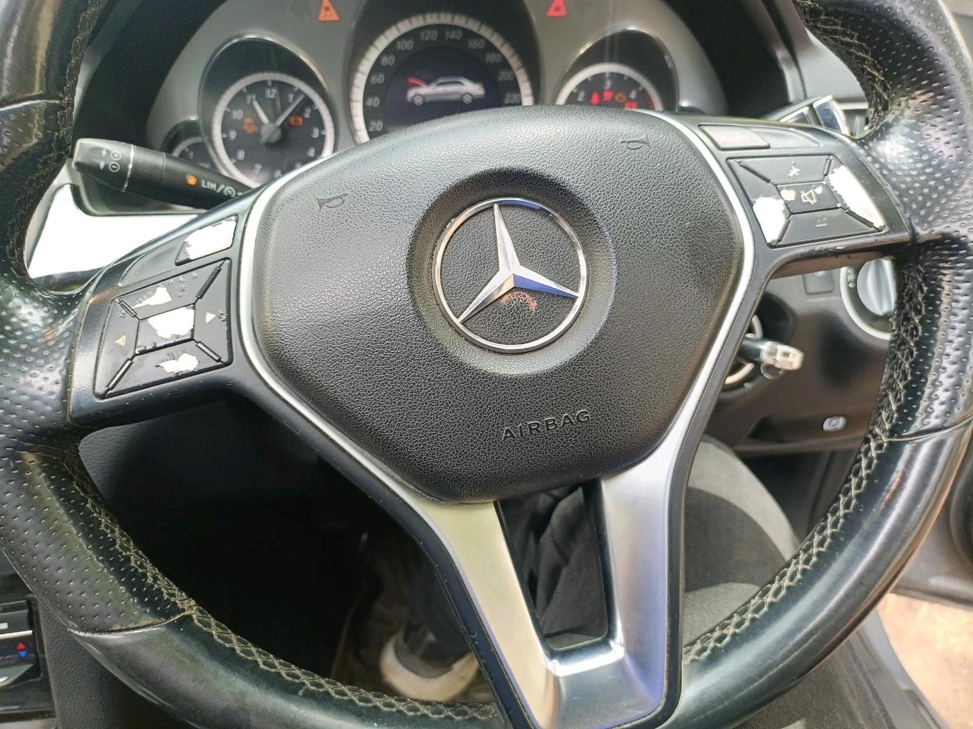 2013 Mercedes Benz E Class E 220 CDI avantgarde, Diesel, Automatic, 1,34,843 km, interior