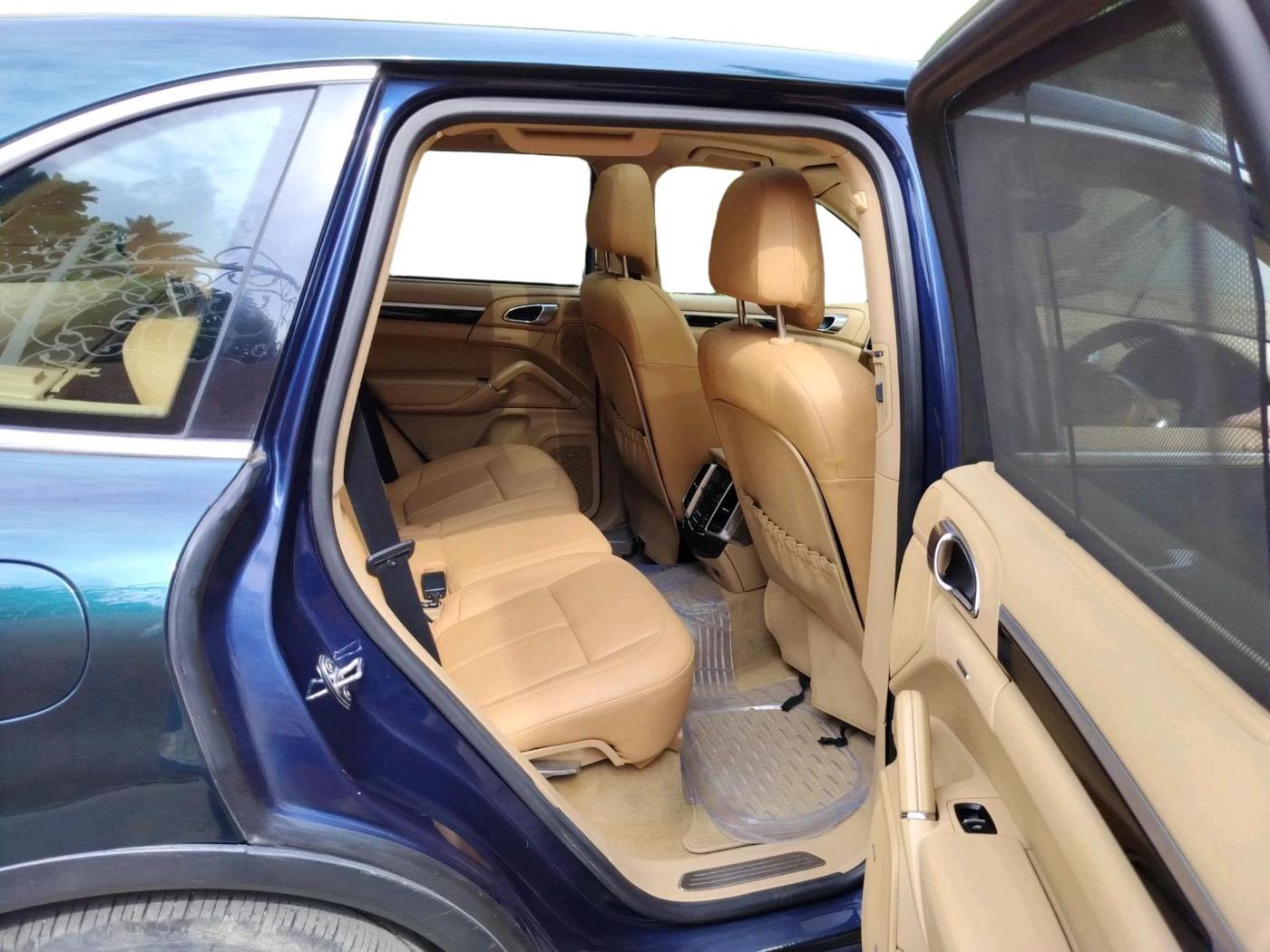 2013 Porsche Cayenne S DIESEL, Diesel, Automatic, 94,676 km, interior