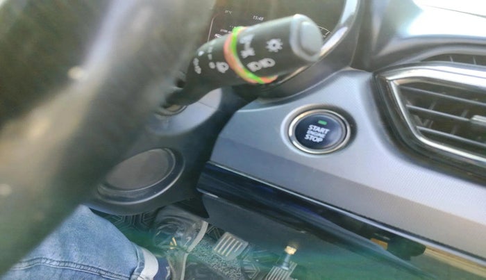 2022 Tata Safari XZ PLUS DARK EDITION, Diesel, Manual, 1,32,723 km, interior