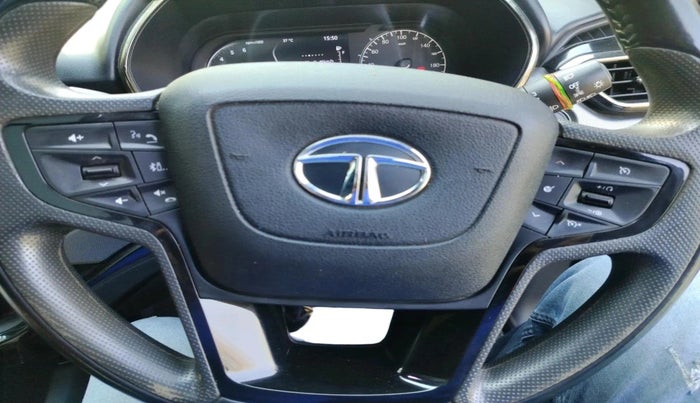 2022 Tata Safari XZ PLUS DARK EDITION, Diesel, Manual, 1,32,723 km, interior