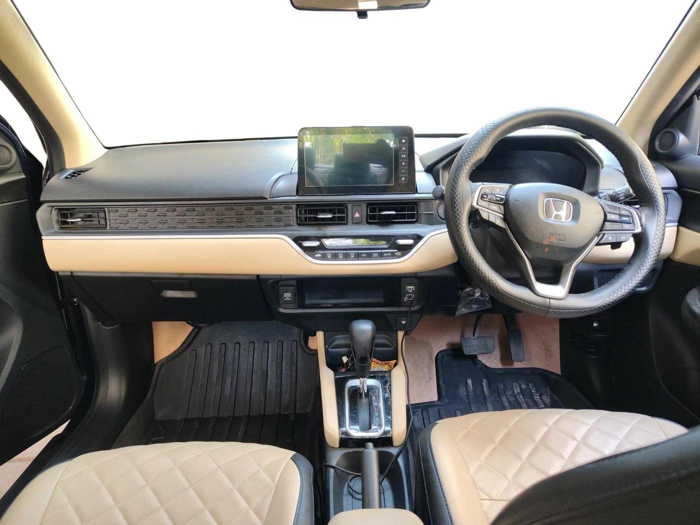 2025 Honda Amaze ZX 1.2 Petrol CVT, Petrol, Automatic, 7,200 km, interior