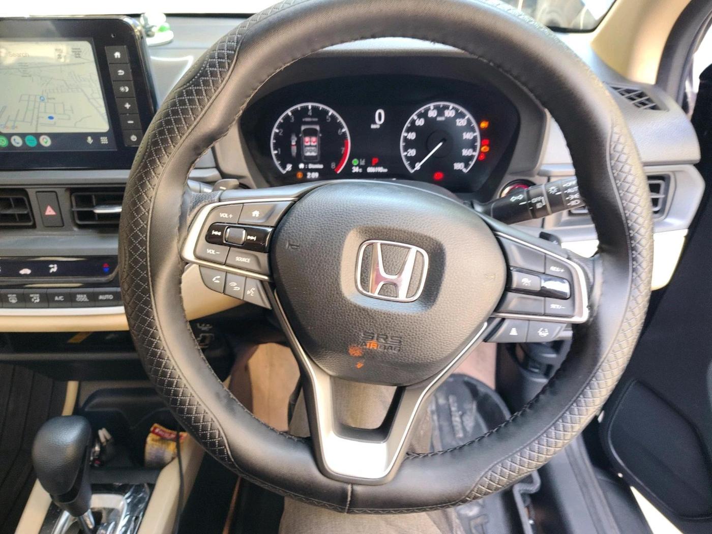 2025 Honda Amaze ZX 1.2 Petrol CVT, Petrol, Automatic, 7,200 km, interior