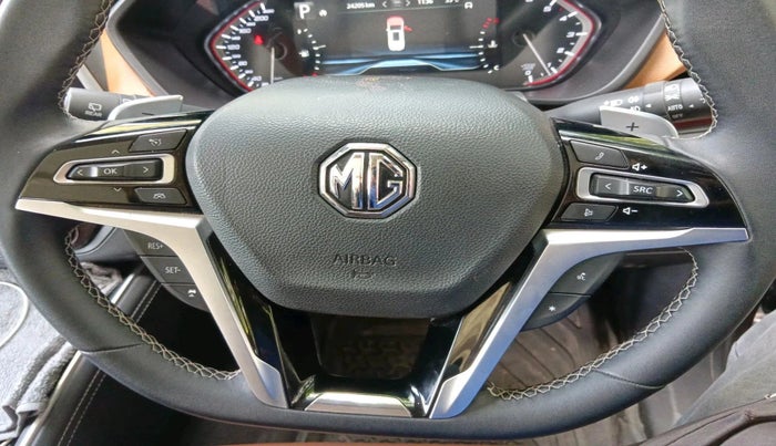 2022 MG GLOSTER SAVVY 7 STR 2.0 TWIN TURBO 4WD, Diesel, Automatic, 24,205 km, interior