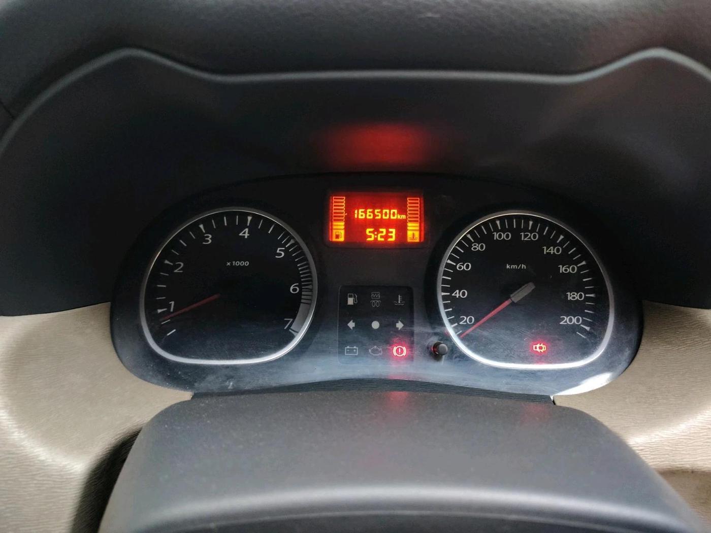 2013 Renault Duster 85 PS RXL DIESEL, Diesel, Manual, 1,66,500 km, interior