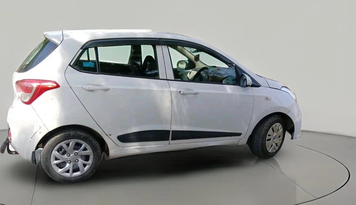 2018 Hyundai Grand i10 MAGNA 1.2 KAPPA VTVT, CNG, Manual, 1,40,883 km, exterior