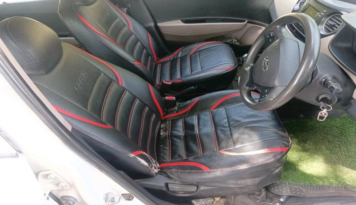 2018 Hyundai Grand i10 MAGNA 1.2 KAPPA VTVT, CNG, Manual, 1,40,883 km, interior