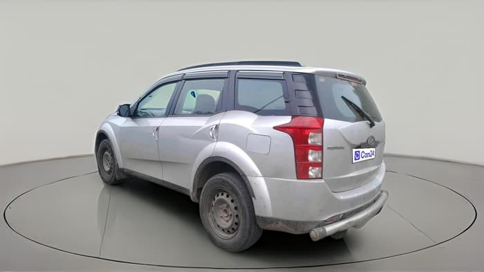 2014 Mahindra XUV500 W4, Diesel, Manual, 1,18,006 km, exterior