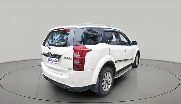 2017 Mahindra XUV500 W10, Diesel, Manual, 1,62,894 km, exterior