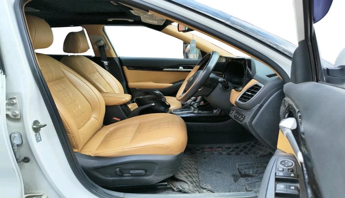 2021 KIA SELTOS GTX PLUS AT 1.5 DIESEL, Diesel, Automatic, 78,928 km, interior