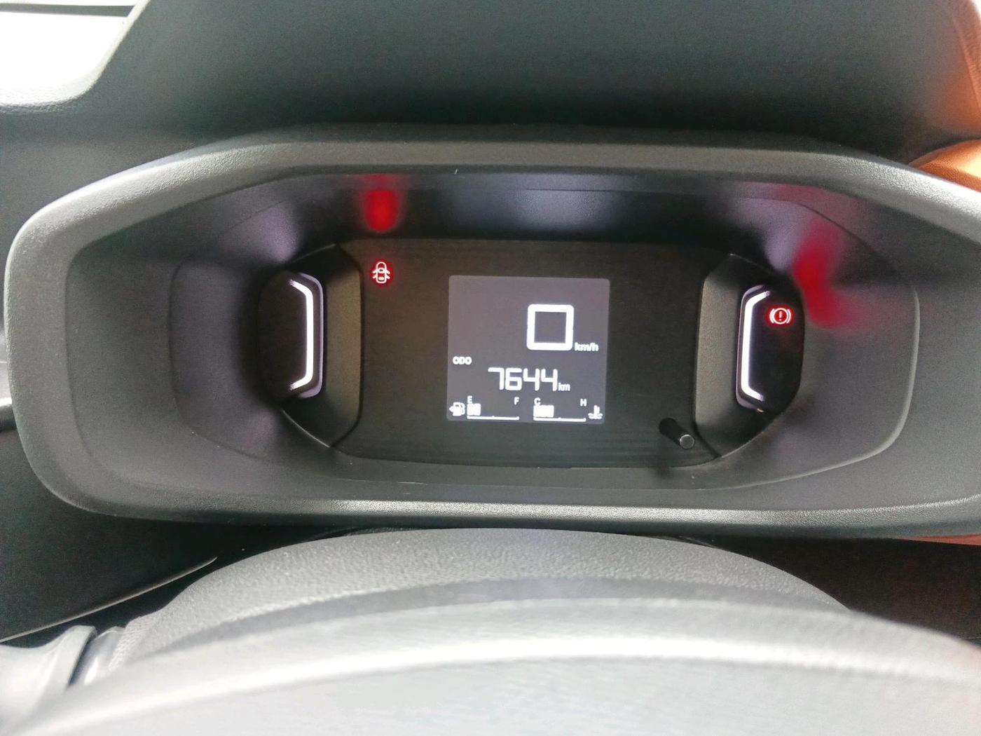 2023 CITROEN C3 FEEL 1.2, Petrol, Manual, 7,644 km, interior