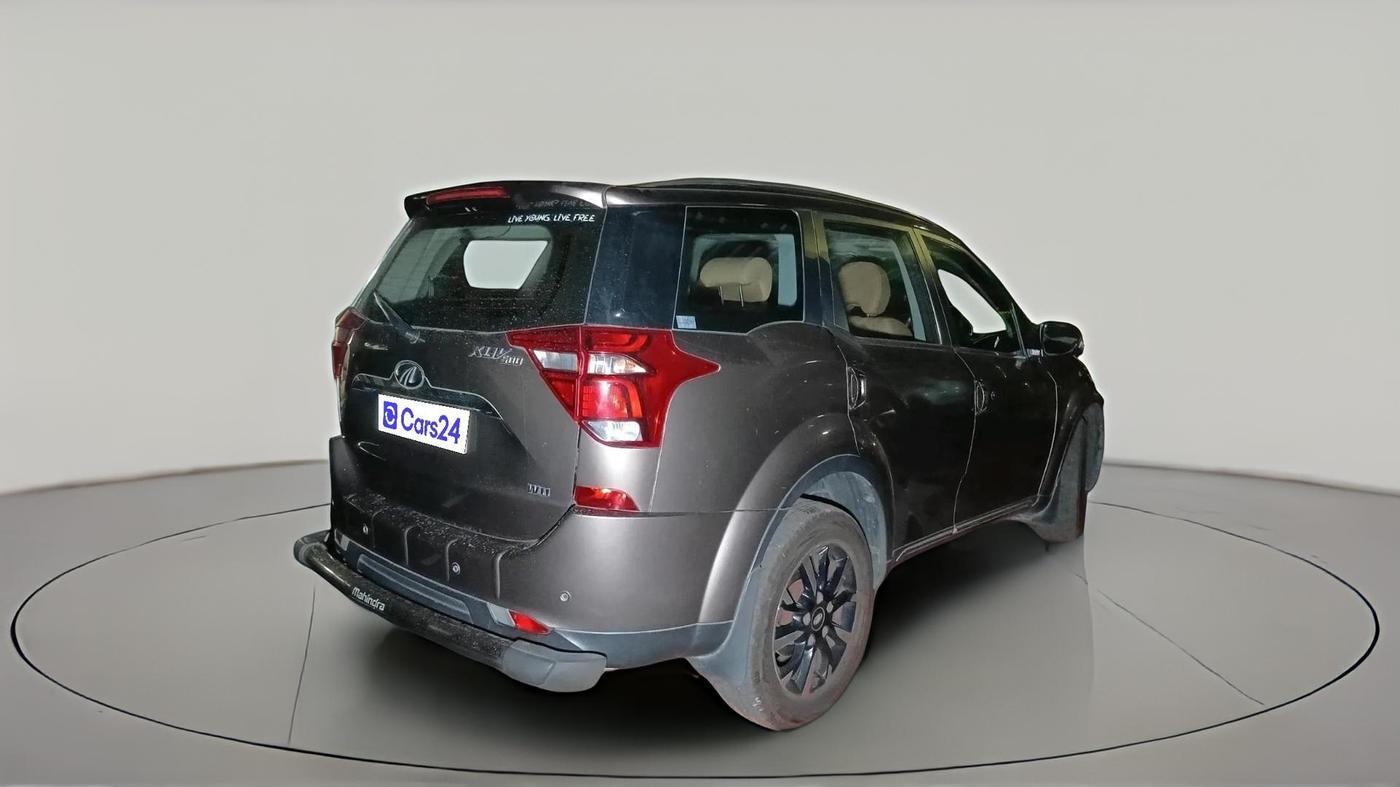 2019 Mahindra XUV500 W11(O), Diesel, Manual, 34,561 km, exterior