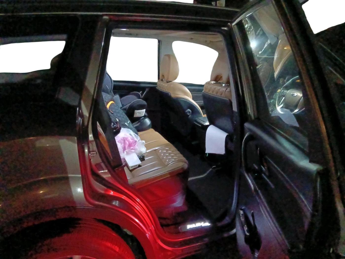 2019 Mahindra XUV500 W11(O), Diesel, Manual, 34,561 km, interior