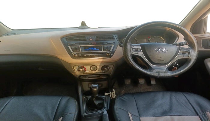 2016 Hyundai Elite i20 MAGNA 1.2, CNG, Manual, 84,785 km, interior