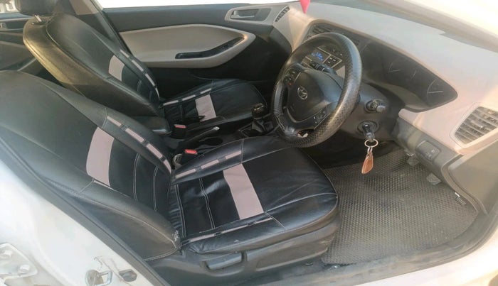 2016 Hyundai Elite i20 MAGNA 1.2, CNG, Manual, 84,785 km, interior