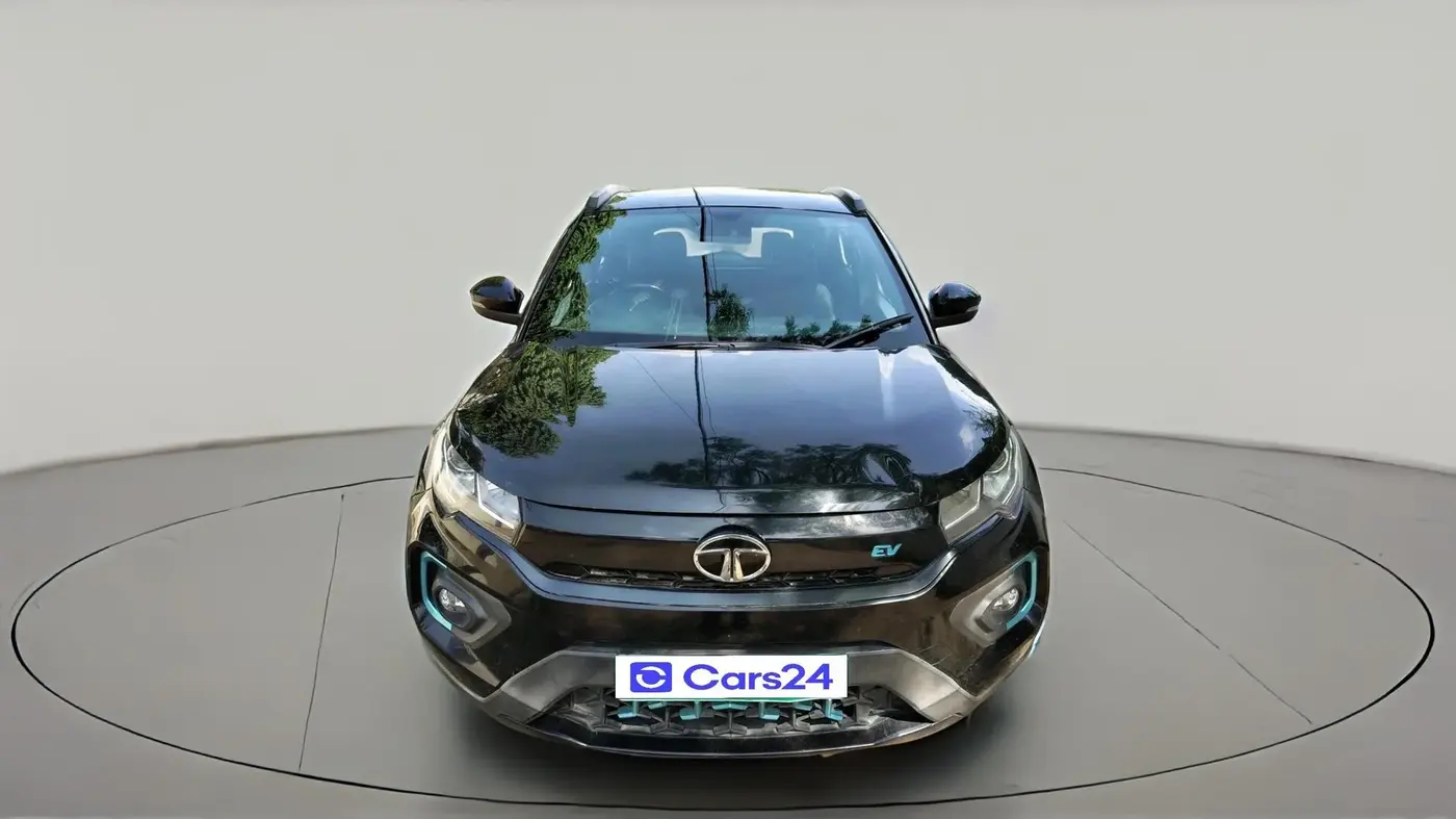 2022 Tata NEXON EV XZ PLUS, Electric, Automatic, 93,105 km, exterior