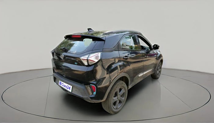 2022 Tata NEXON EV XZ PLUS, Electric, Automatic, 93,105 km, exterior