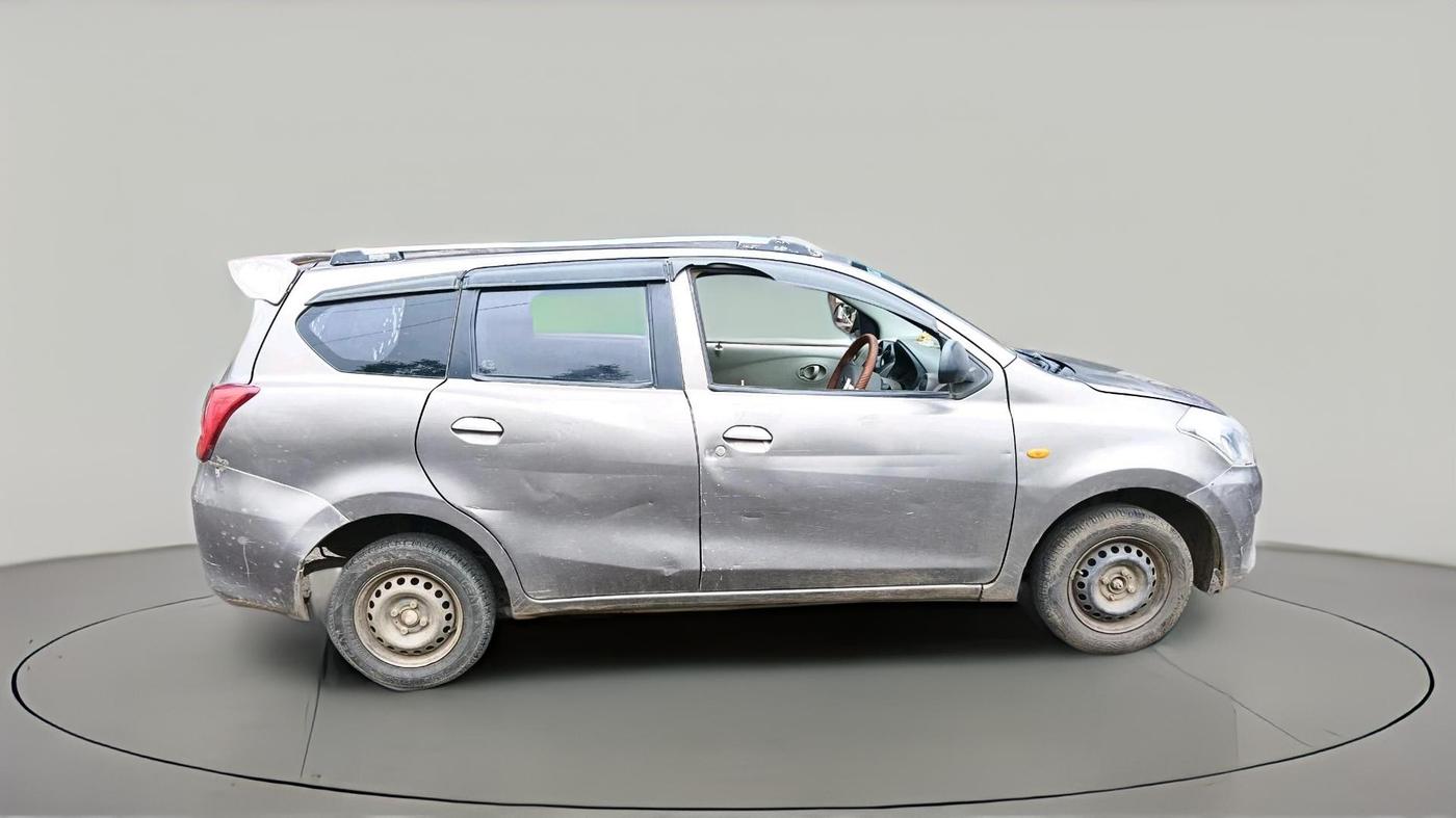 2015 Datsun Go Plus A, Petrol, Manual, 80,137 km, exterior