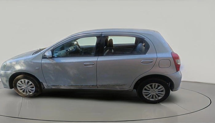 2017 Toyota Etios Liva G, Petrol, Manual, 70,248 km, exterior