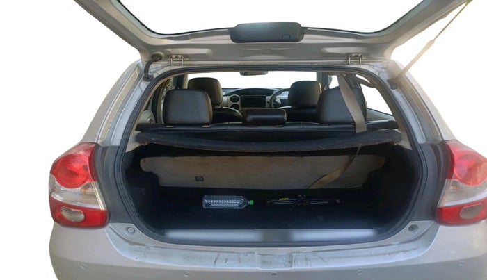 2017 Toyota Etios Liva G, Petrol, Manual, 70,248 km, exterior