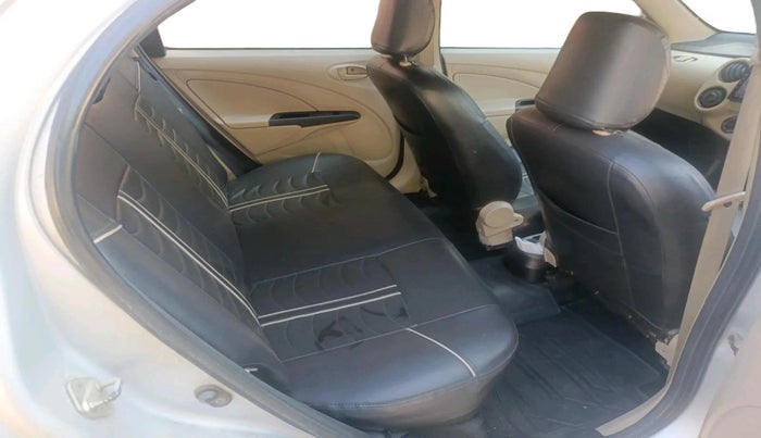2017 Toyota Etios Liva G, Petrol, Manual, 70,248 km, interior
